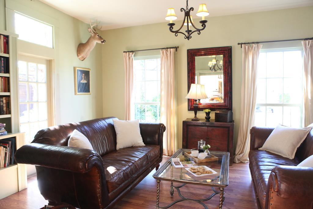 Bed and Breakfast Hoffman Haus à Fredericksburg Extérieur photo